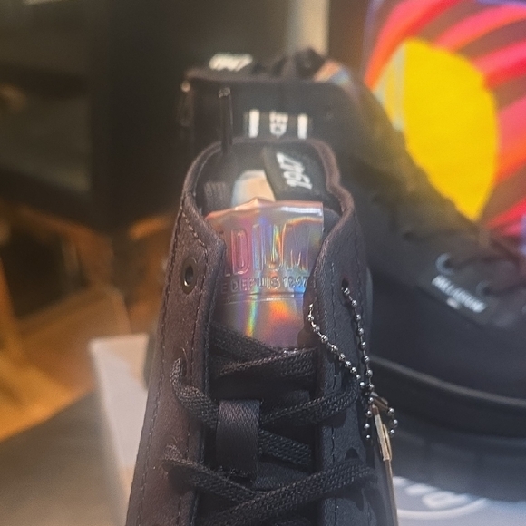 Palladium Women's Black and Red Boots Size 8 NWB - Picture 5 of 7